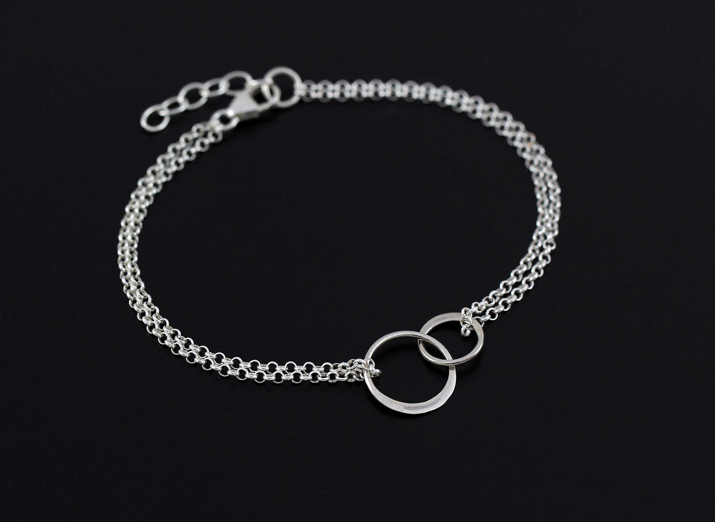 Cousin Gifts for Women • Sterling Silver Bracelet • Two Connected Interlocking Circles • Gift for Cousin Woman • Family Charm • Unique Gift Ideas • Loving Cousin Gifts • Meaningful Jewelry