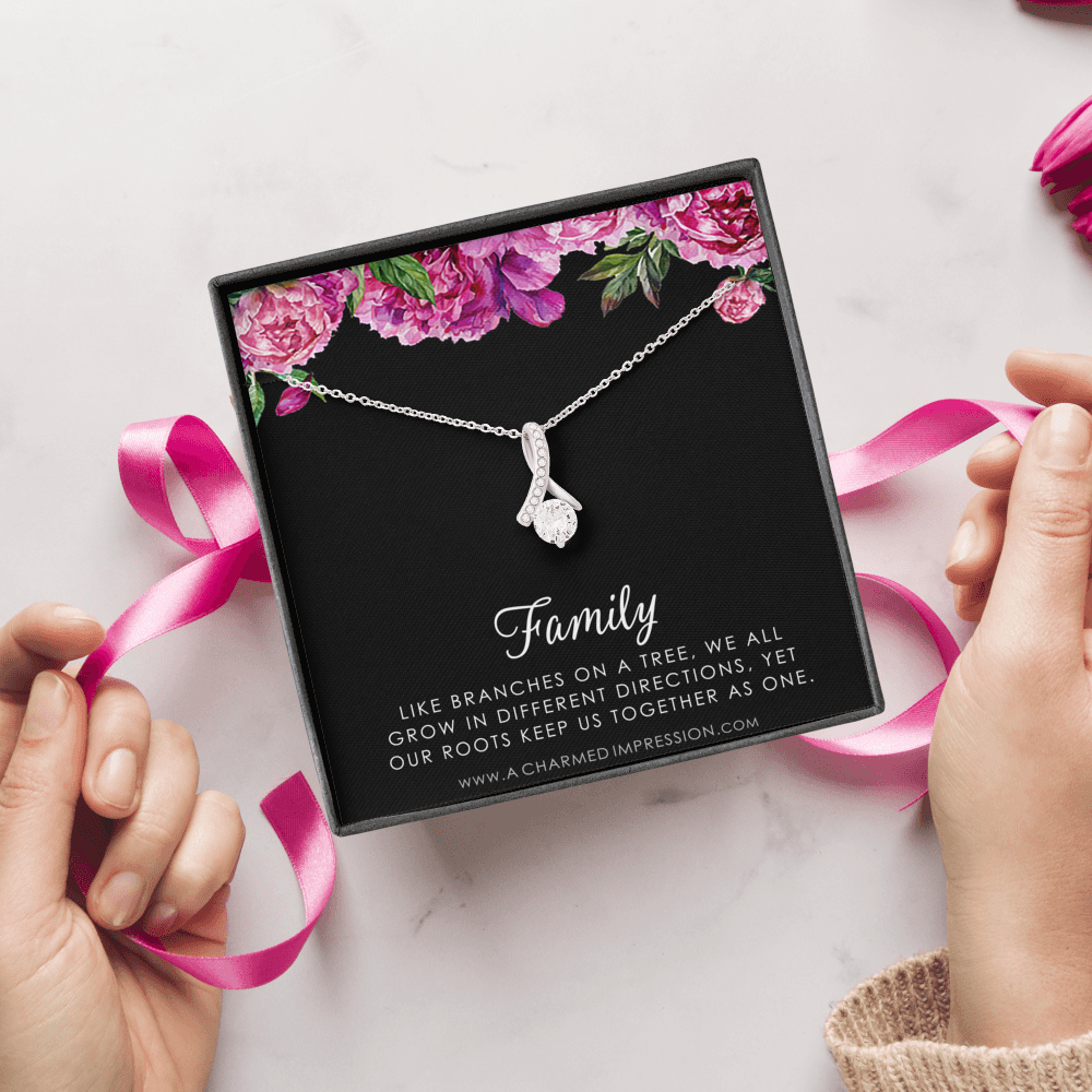 Family Necklace, Family Jewelry, Mother Daughter Necklace, Gift for Mom, Gift for Daughter, Grandmother Gift, Mother Necklace, Daughter Necklace